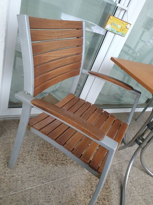 Set 5 mese cu cate 4 scaune (5+20) de aluminiu cu lemn