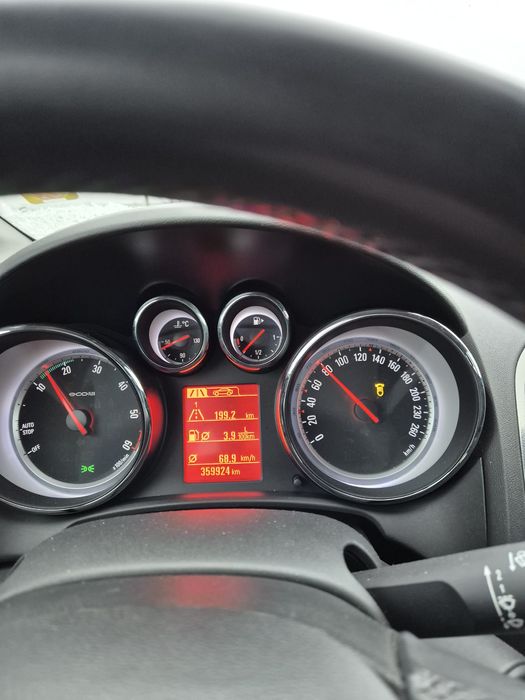 Opel astra J 1.7 cdti sports tourer 2012 FACE-LIFT