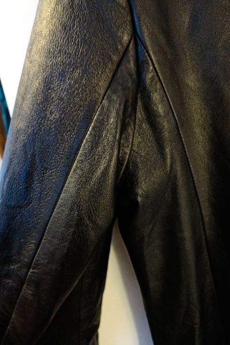 Trenci din piele neagră Scout, căptușeală din lână, stare foarte bună,