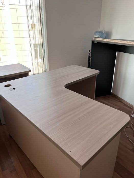 Продам офисную мебель