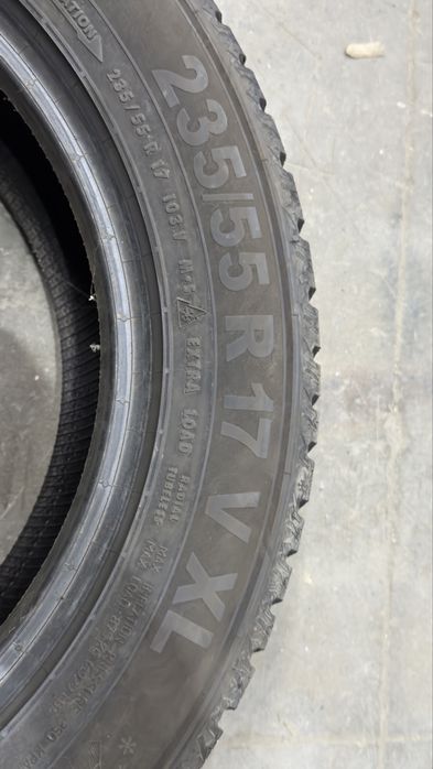 Зимни гуми 235/55/17 Semperit dot22