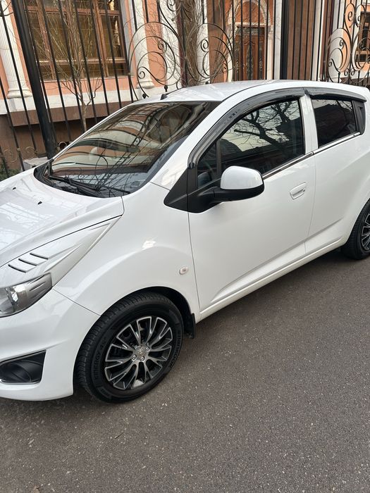 Спарк 2020  года , вторая позиция , хорошее состояние ,