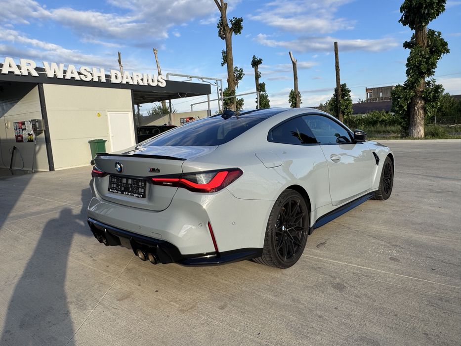 Bmw M4 Competition X drive/laser/buckets seats/camera/keyless/carbon