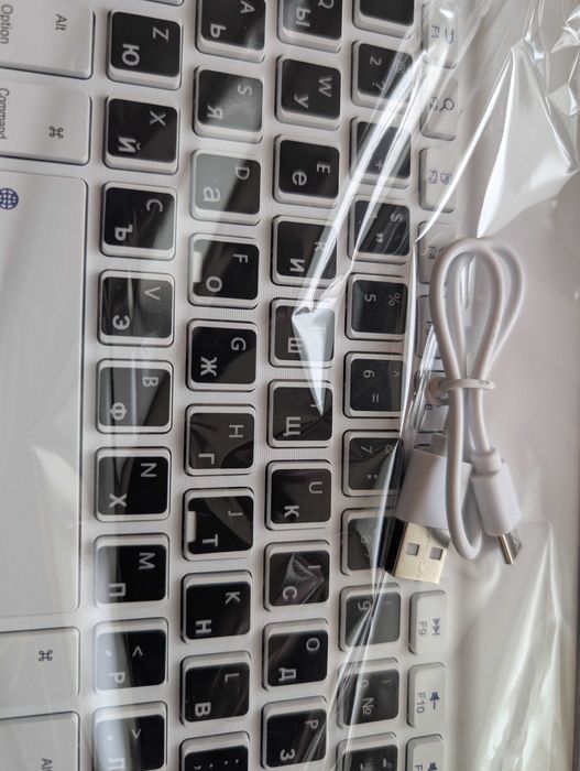 Лот от клавиатури  за компютър или таблет