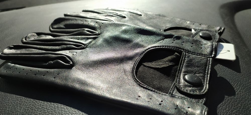 Кожени шофьорски ръкавици
