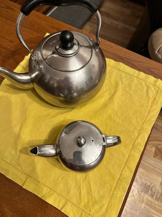 Чайник Vikalina 3 л со свистком, так же Чайник заварной бу