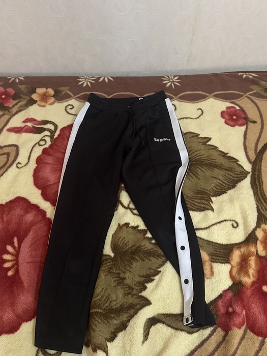 Vand pantaloni barbați sport