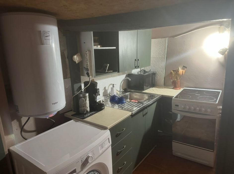 Продава се Къща в Добрич, Център - 1 кв.м за 86700 €/кв.м - Снимка #3