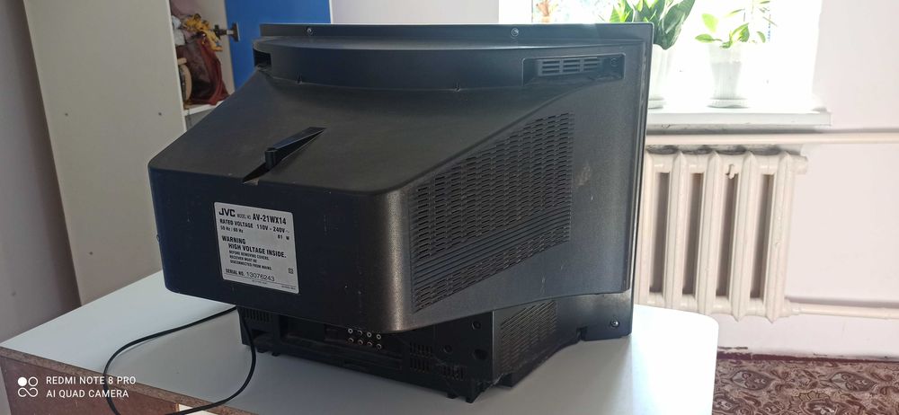 Продается телевизор JVC