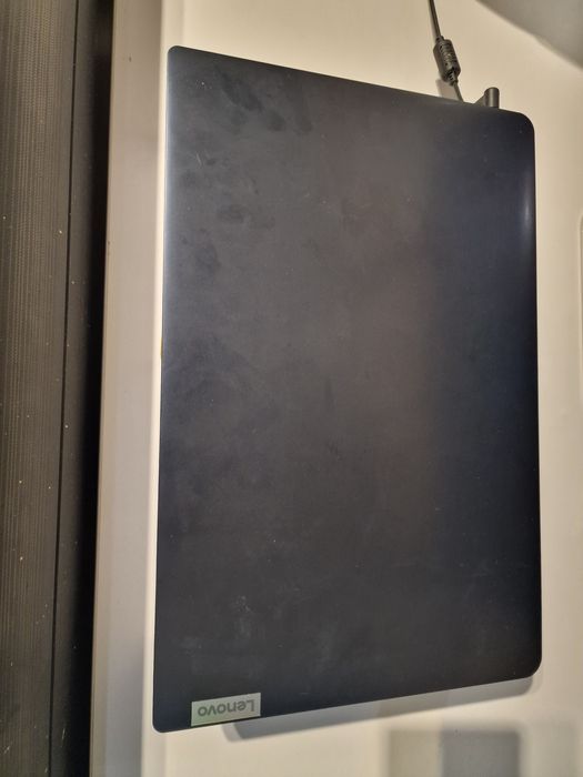 Laptop Lenovo Ideapad 1