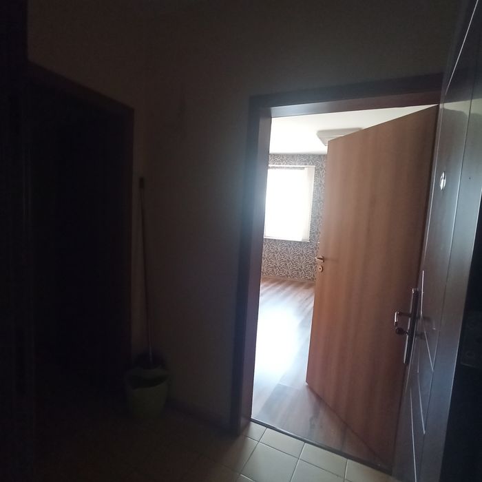 Дава се под наем Офис в Казанлък - 36 кв.м за 153 € - Снимка #2