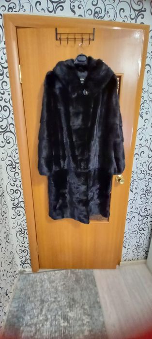 Продам Норковую шубу