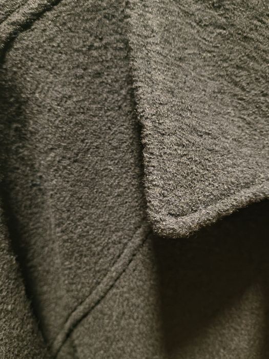 Черно вълнено палто