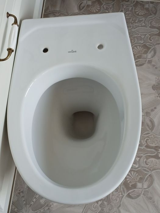 Подвесной унитаз