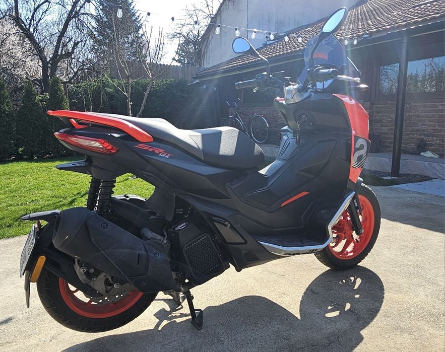 Aprilia SR125 GT an 2023