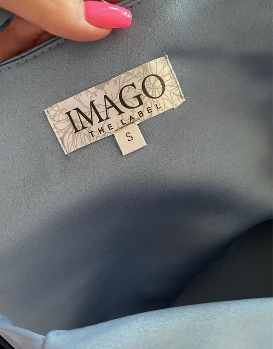 Официални рокли от Imago The Label. (могат да се закупят и по отделно)
