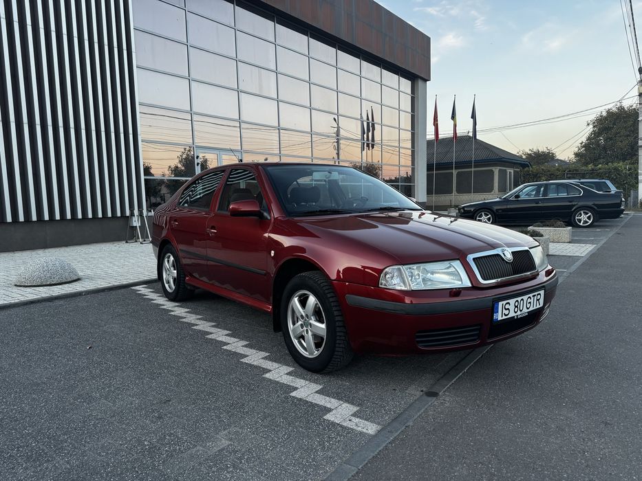 Skoda Octavia 1