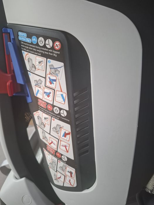 Scaun auto Chicco cu isofix