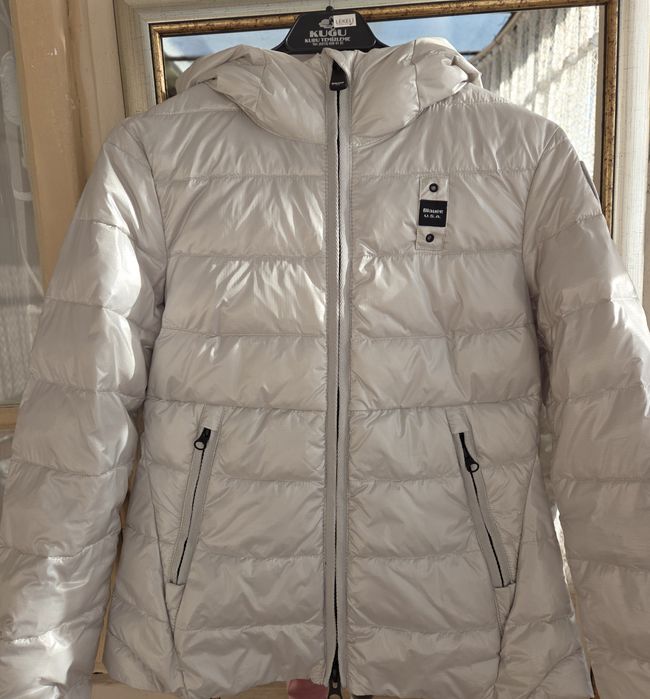 Яке Blauer usa.  Ново