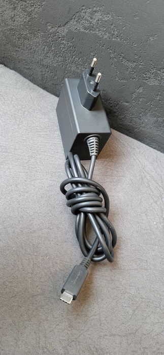 NINTENDO switch Incaarcator 5V-1.5A si  15V-2.6A fuctional
