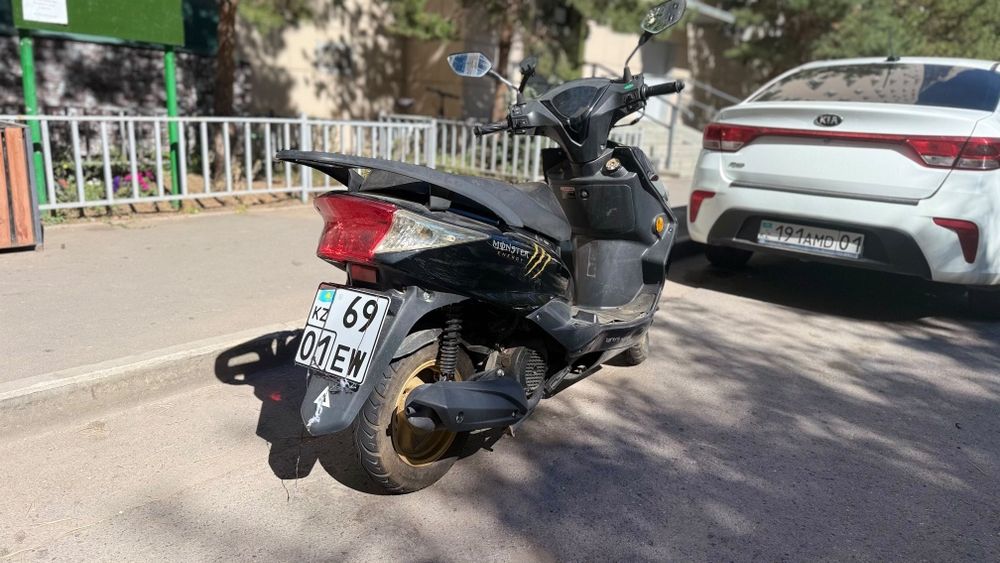 Мопед Kinye 49cc (0.49 кубов) Бензин