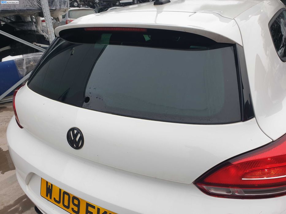 Hayon Haion Capota Portbagaj cu Luneta Geam Sticla Volkswagen Scirocco 2008 - 2014 Culoare LB9A [Q0939]