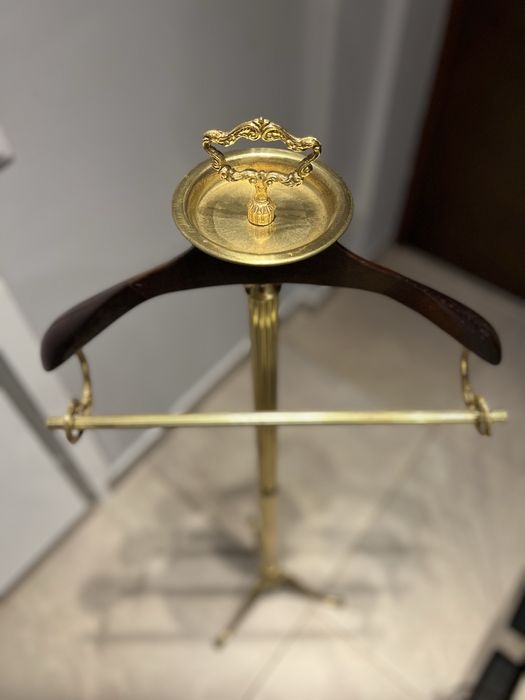 Dressboy от Месинг и Махагон