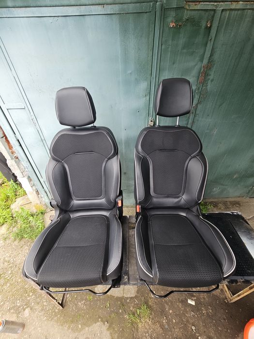Tapiterie semipiele megane 4