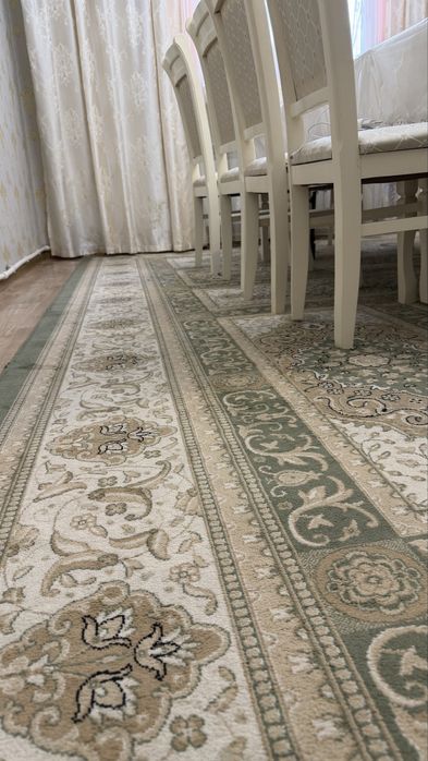 Шелковый ковер б/у