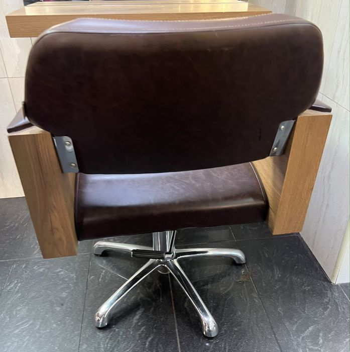 Mobilier salon de coafura