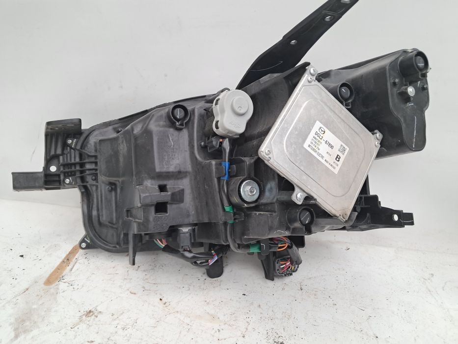 Фар Mazda CX30 2020/25г