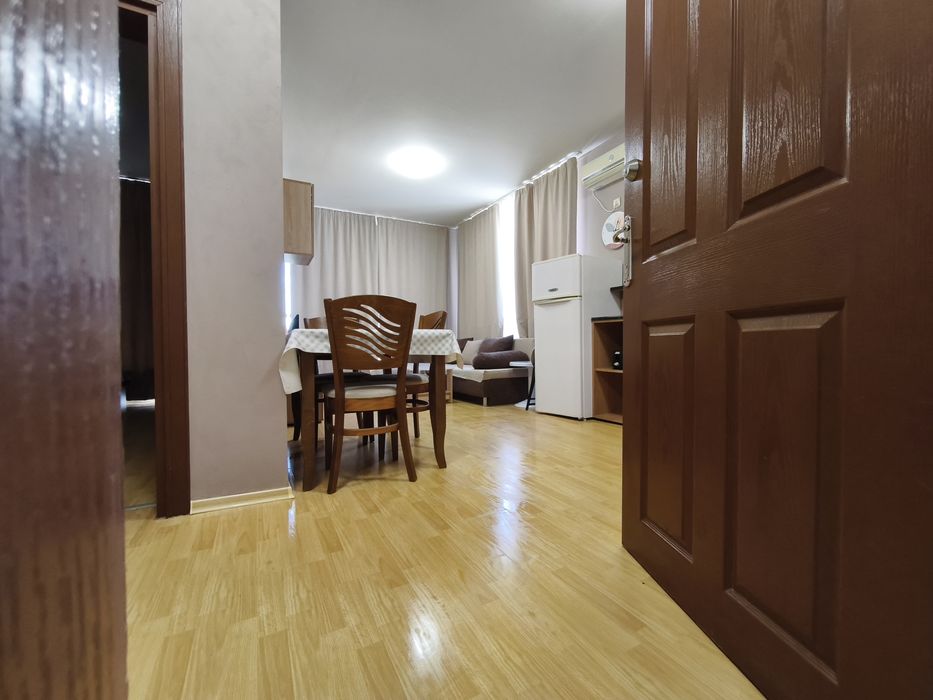 Дава се под наем Двустаен апартамент в Свети Влас - 50 кв.м за 51 € - Снимка #2