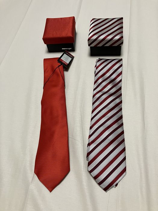 Cravata noua  in cutie