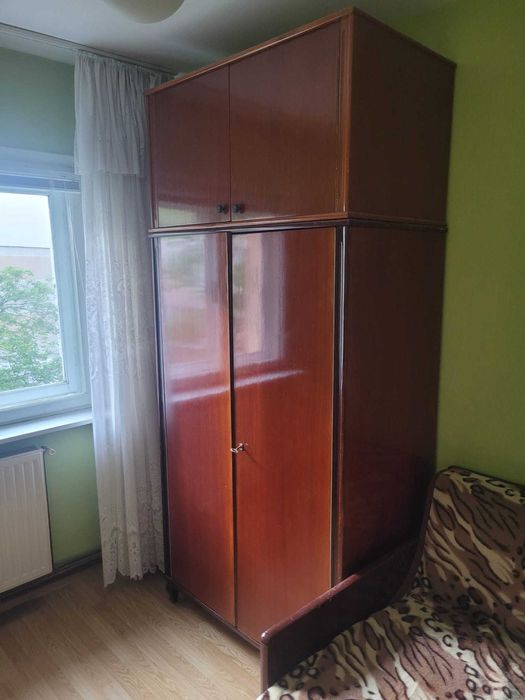 Mobilă pentru dormitor GRATUIT!