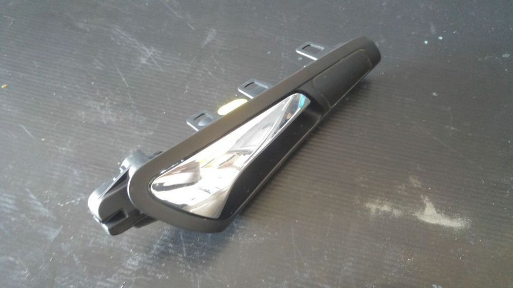 Maner interior usa dreapta fata vw passat b6 cod 3c1837114