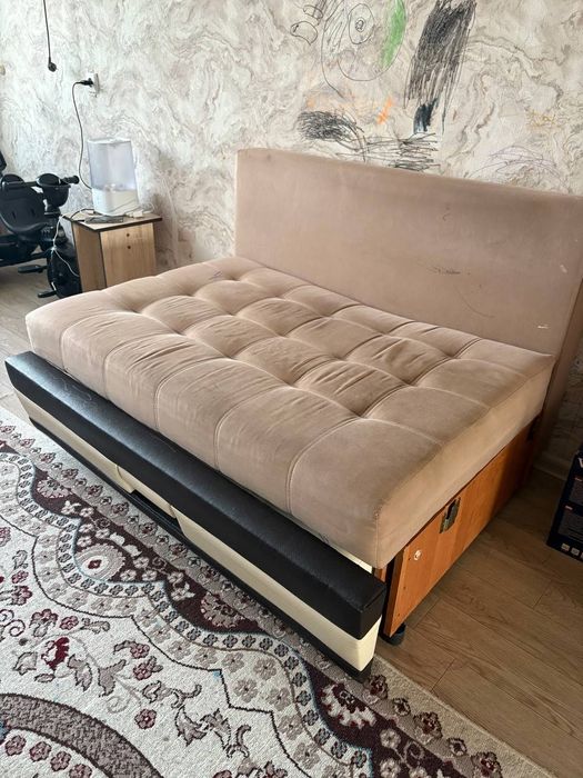Продам диван за 5000 тг