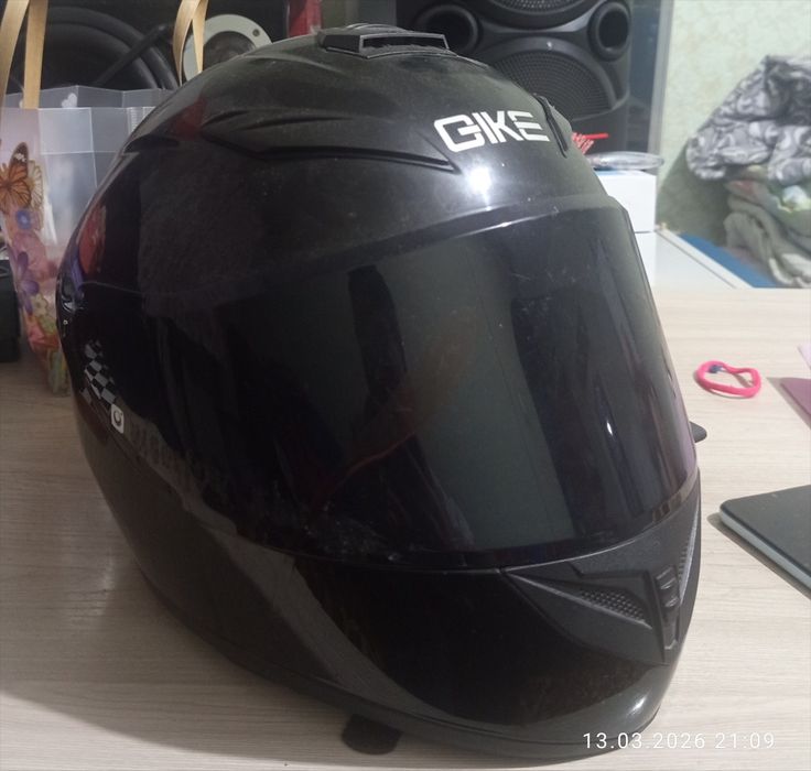 Продам шлем для мопеда