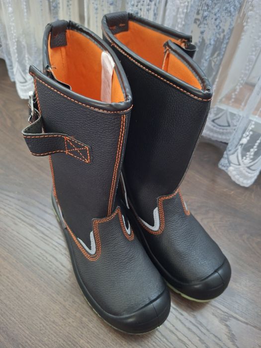 Продам керзовый сапоги
