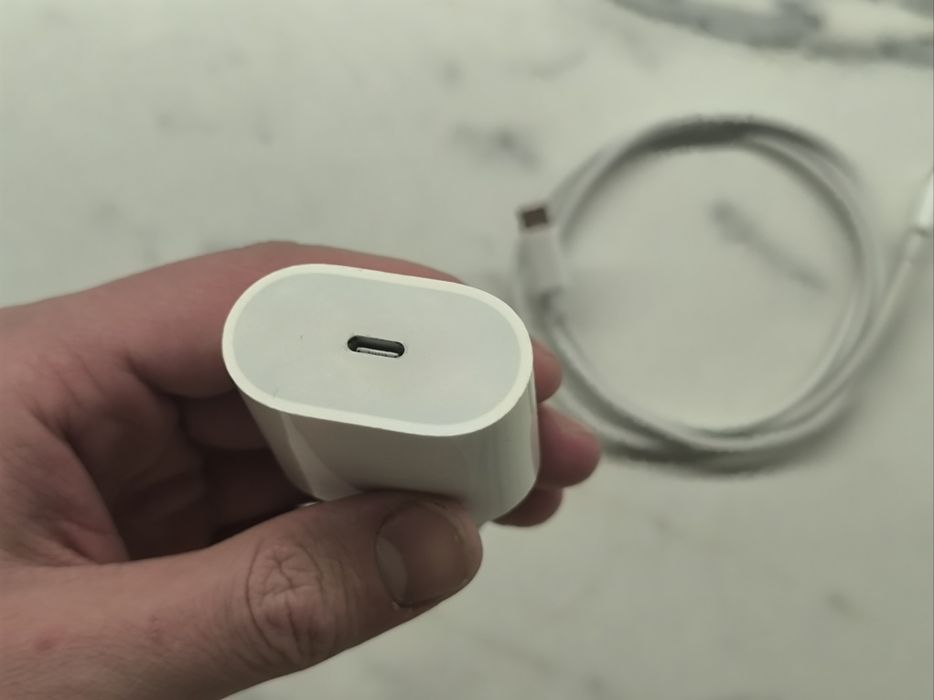 Адаптер зарядка от айфон эпл на 20 ватт