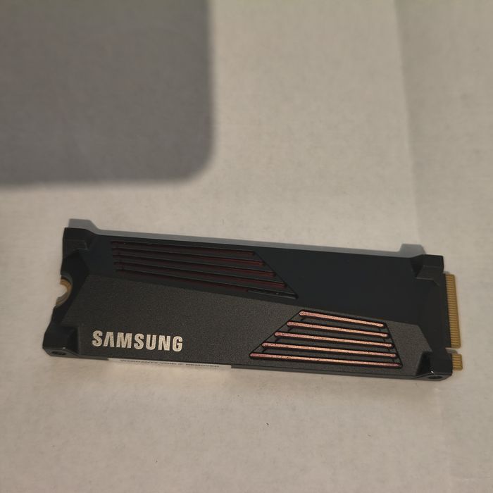 vand ssd samsung nvme m2 990 pro 4tb nou 0 ore bulk pciex 4.0/sn850x