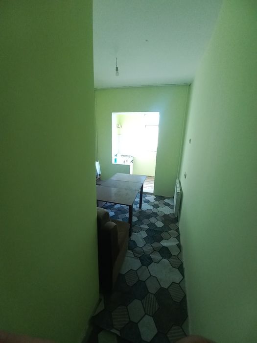 2 xonali kv oilaga ijaraga beriladi.