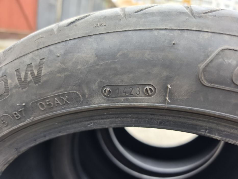 Летни гуми 245/45/18