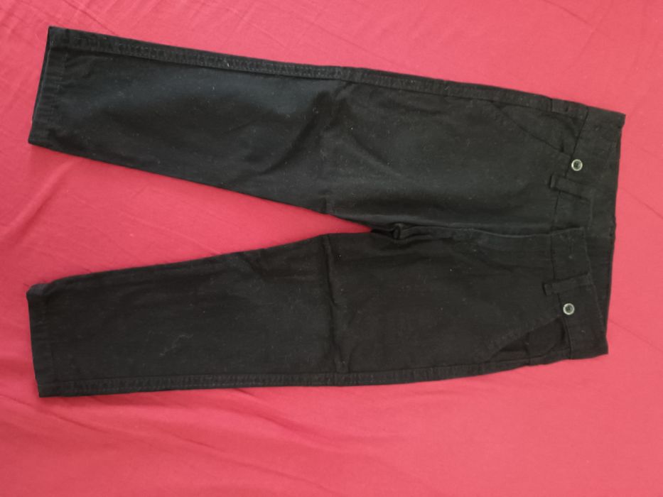 Blugi negri subtiri, vârstă 3 ani