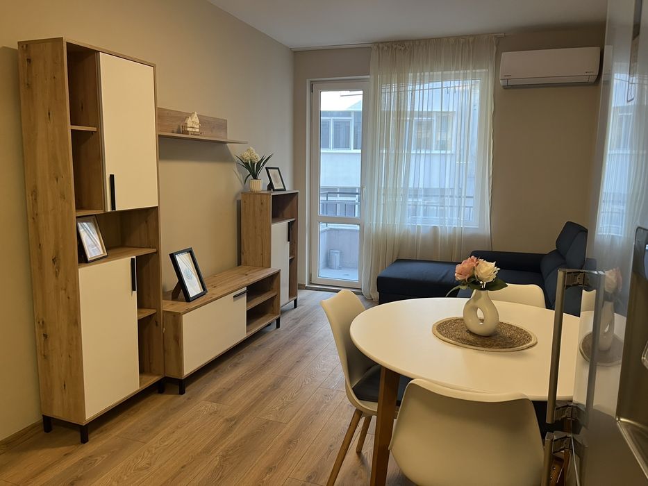 Дава се под наем Двустаен апартамент в Варна, Погреби - 55 кв.м за 510 € - Снимка #5