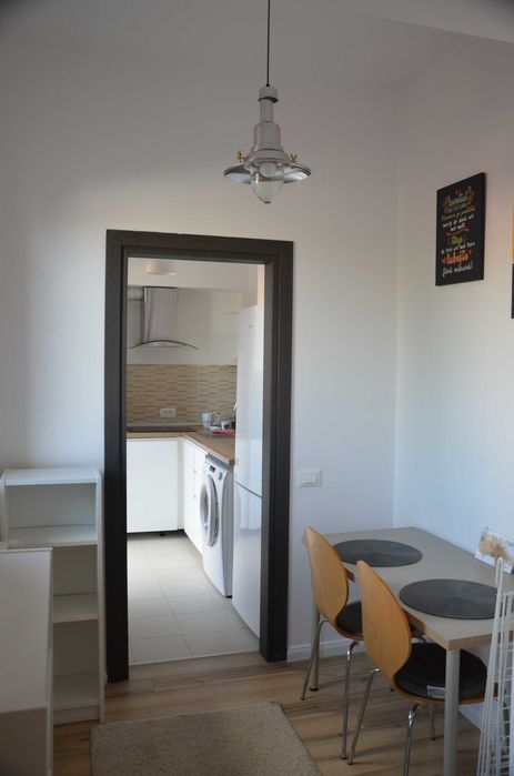 Proprietar, inchiriez garsoniera - zona Piata Muncii Decebal Calea Calarasi