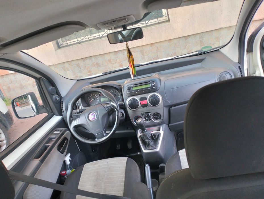 Fiat qubo masina