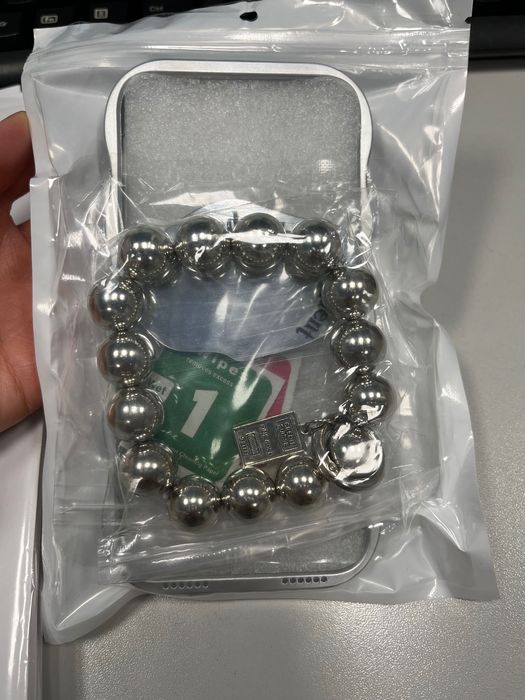 Продам чехол айфон XR новый