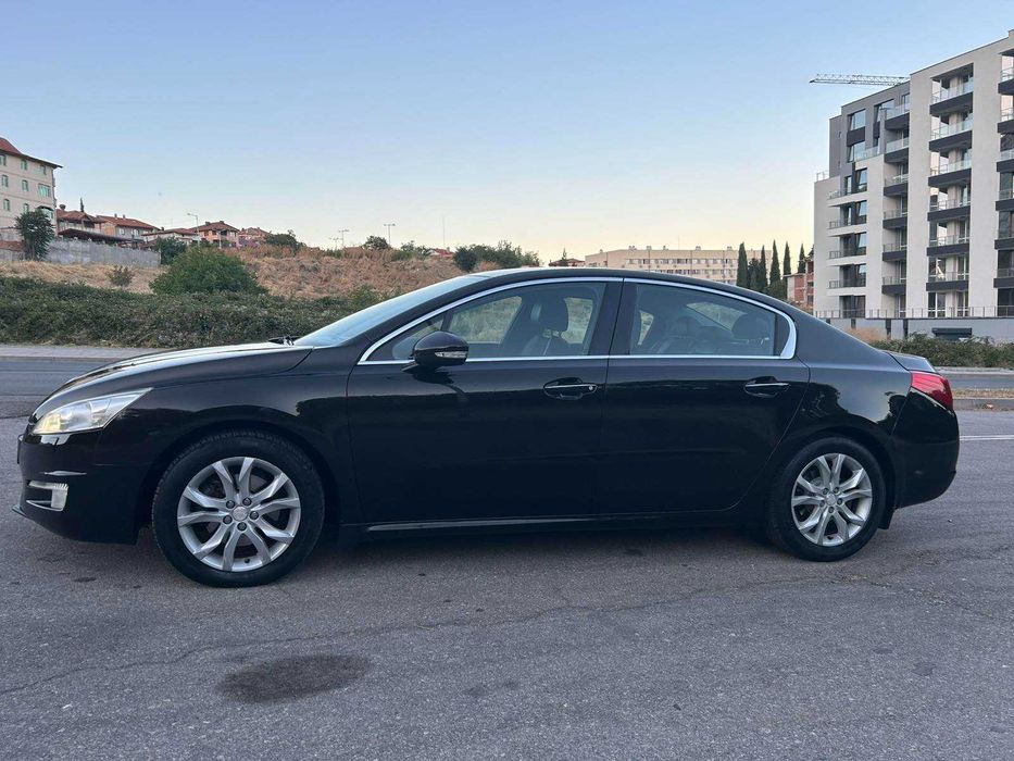 Автомобил Peugeot 508