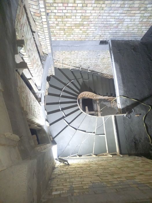 BETON ZINA ( Лестница ) qilamiz.