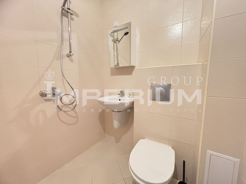 Дава се под наем Едностаен апартамент в Варна, Център - 42 кв.м за 382.5 € - Снимка #6